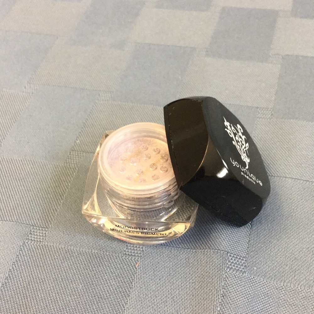 Younique Moodstruck Minerals Pigment - NEVER USED